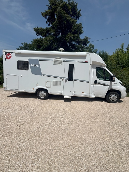 camping car PILOTE P 746 ESSENTIEL mod&egrave;le 2020